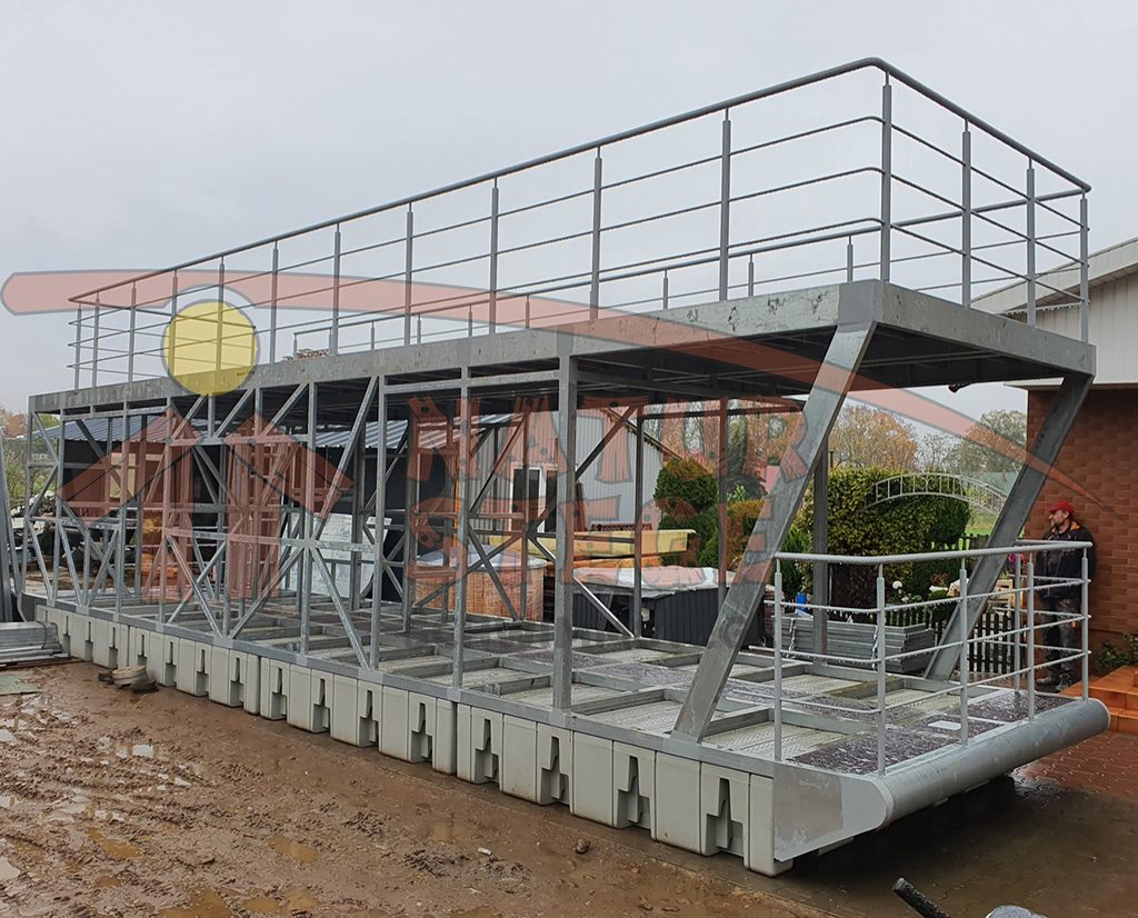 G.09. Casa flotante 3x10m